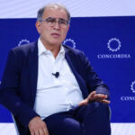 Top Economist Warns Regulators Face ‘Mission Impossible’ Amid Inflation, Recession Risks | USNN World News Top Economist Warns Regulators Face ‘Mission Impossible’ Amid Inflation, Recession Risks