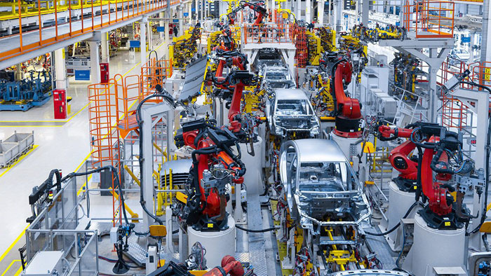 US Manufacturing Slumps to Lowest Level in 3 Years