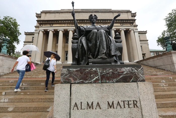 Debt Ceiling Deal Unfreezes Student Loan Repayments, Here’s What Borrowers Should Know