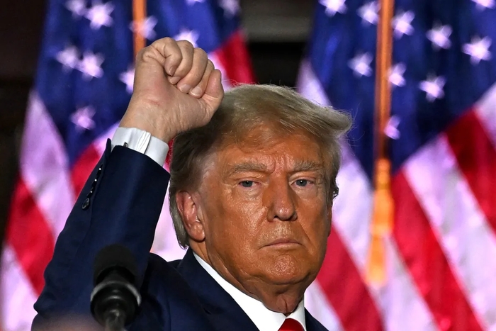 Biden Administration Starts Giving Evidence to Trump Team in Criminal Case