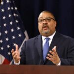 DA Alvin Bragg Sued After Refusing to Release Trump Case Records | USNN World News DA Alvin Bragg Sued After Refusing to Release Trump Case Records