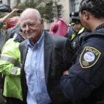 Ben & Jerry’s Co-Founder Placed Under Arrest Over Assange Protest | USNN World News Ben & Jerry’s Co-Founder Placed Under Arrest Over Assange Protest