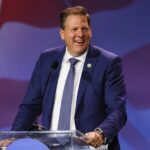New Hampshire Gov. Chris Sununu Says He Will Not Run for Reelection | USNN World News New Hampshire Gov. Chris Sununu Says He Will Not Run for Reelection