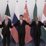 Creation of BRICS Currency to Rival US Dollar Is ‘Inevitable,’ Analysts Say | USNN World News Creation of BRICS Currency to Rival US Dollar Is ‘Inevitable,’ Analysts Say