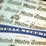 Seniors Told to Brace for Far Lower Social Security Payment Boost in 2024 | USNN World News Seniors Told to Brace for Far Lower Social Security Payment Boost in 2024