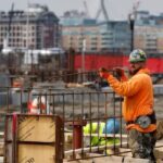 US Economic Growth at 2.1 Percent in 2nd Quarter Because of Lower Business Spending | USNN World News US Economic Growth at 2.1 Percent in 2nd Quarter Because of Lower Business Spending