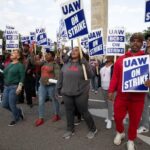 UAW Escalates Strike as Progress Stalls | USNN World News UAW Escalates Strike as Progress Stalls