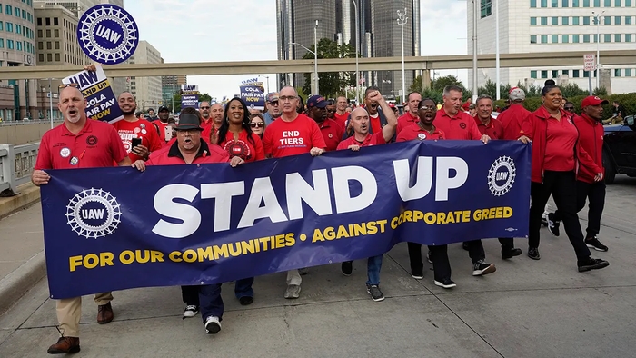 UAW to Resume Negotiations With Stellantis After Rejecting Latest Proposal