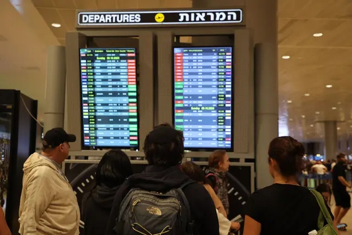 United, Delta, American Suspend Flights to Israel Amid State of War | USNN World News United, Delta, American Suspend Flights to Israel Amid State of War