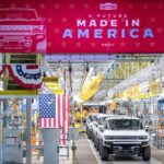 'Historic Transition' to EVs Hits a Roadblock: Buyers Don't Seem to Want Them | USNN World News 'Historic Transition' to EVs Hits a Roadblock: Buyers Don't Seem to Want Them