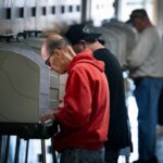 Republicans Gain Early-Vote Leads in at Least 4 Battleground States: Election Lab | USNN World News Republicans Gain Early-Vote Leads in at Least 4 Battleground States: Election Lab