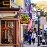 Consumer Confidence Falls Amid Pessimism About Future Economy and Employment | USNN World News Consumer Confidence Falls Amid Pessimism About Future Economy and Employment