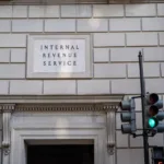 IRS Sending $2.4 Billion in Payments to 1 Million Taxpayers Who Missed Out on Stimulus Checks | USNN World News IRS Sending $2.4 Billion in Payments to 1 Million Taxpayers Who Missed Out on Stimulus Checks
