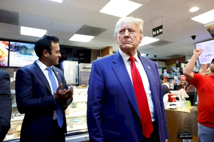 Trump Planning to Make Federal Workers Return to Office, Top Adviser Says