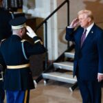 Trump Says He'll Reinstate Troops Who Refused COVID-19 Vaccination | USNN World News Trump Says He'll Reinstate Troops Who Refused COVID-19 Vaccination