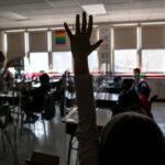 Trump Signs Orders to Defund Schools Teaching CRT and Promote School Choice | USNN World News Trump Signs Orders to Defund Schools Teaching CRT and Promote School Choice