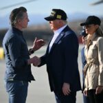 Trump Visits Los Angeles in Wake of Devastating Fires | USNN World News Trump Visits Los Angeles in Wake of Devastating Fires