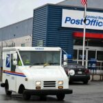 Trump Considers Merging US Postal Service With Commerce Department | USNN World News Trump Considers Merging US Postal Service With Commerce Department