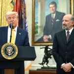 Trump Pauses Tariffs on Mexico Until April 2 | USNN World News Trump Pauses Tariffs on Mexico Until April 2