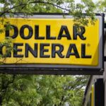 Dollar General Beats Trend, Lifts Guidance as Higher-Income Shoppers Seek Bargains