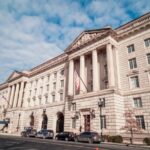 US Economy Shrank 0.5 Percent in First Quarter on Tariff-Linked Import Spike, Sluggish Spending | USNN World News US Economy Shrank 0.5 Percent in First Quarter on Tariff-Linked Import Spike, Sluggish Spending