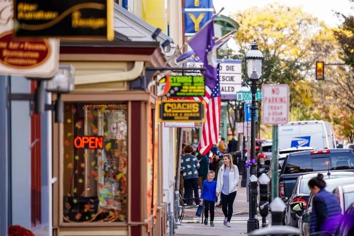 Small businesses in the United States encountered growing challenges accessing credit in June, according to Equifax’s latest small-business lending index. Lending volumes fell by 3.3 percent month over month, although they remained up by more than 2 percent from the same period in 2024, according to the report released on Aug. 18. The index’s three-month moving average jumped to 1 percent, fueled by robust lending activity volumes in April that have since eroded. Story continues below advertisement Regionally, 23 states experienced year-over-year declines in 12-month rolling lending volumes, with California (minus 10 percent), Nevada (minus 9 percent), and Georgia (minus 6 percent) leading the decline. Across industries, nominal (noninflation-adjusted) lending decreased in six of the 17 sectors tracked. Accommodation and food services experienced the sharpest decline, while construction, finance and insurance, and retail lending remained stable. Credit conditions showed signs of stabilization in the wake of President Donald Trump’s tariff agenda, the report reads. Related Stories Treasury Department Releases New Guidance Restricting Wind, Solar Tax Credits The Epoch Times Buy Now, Pay Later Is Just Credit, Not a Crisis The Epoch Times The small-business delinquency index (31 to 90 days past due) edged up by nearly 2 percent, or three basis points, from May. The index was little changed from June 2024. Additionally, the default index fell by more than 3 percent, down by seven basis points month over month. Despite national improvements, 34 states reported year-over-year increases in default rates. Maine stood out with a 35 percent spike, the highest in the country. Delinquency rates rose or held steady in five industries, with wholesale trade posting the largest monthly increase of 2 percent. In the coming months, a boost to small-business lending is expected to unfold in the third and fourth quarters. Wall Street overwhelmingly anticipates that the Federal Reserve will lower interest rates beginning in September. The Fed’s periodic Summary of Economic Projections—a survey of policymakers’ expectations for the economy and interest rates in the future—points to two rate cuts this year. The federal funds rate—a key policy rate that influences business, consumer, and government borrowing costs—has been unchanged in a target range of 4.25 percent to 4.5 percent since January. Story continues below advertisement However, although a rate cut is considered a boon for the credit industry, the report states that easing monetary policy could “exacerbate inflationary pressures.” Last week, the annual inflation rate for July came in at 2.7 percent for the second straight month, lower than the market’s estimate of 2.8 percent. However, key pipeline inflation indicators—the producer price index and import prices—topped economists’ expectations, signaling that the current administration’s trade agenda could be igniting renewed price pressures. The U.S. central bank will host its annual Jackson Hole Economic Symposium from Aug. 21 to Aug. 23, with Fed Chairman Jerome Powell delivering the keynote address on Aug. 22. Lenders Signal Optimism Despite the slowdown in small-business lending, a recent industry survey suggests that lenders remain optimistic, citing improved business conditions. The Federal Reserve in Washington on July 21, 2025. (Madalina Kilroy/The Epoch Times) The Federal Reserve in Washington on July 21, 2025. Madalina Kilroy/The Epoch Times According to the American Financial Services Association’s latest consumer credit conditions index for the second quarter, shared with The Epoch Times, the business environment was positive on balance. In the April–June period, the net increasing index—a measure spotlighting the difference between the percentage of lenders who said loan performance conditions got better and those who said they got worse—reached the highest level in the survey’s six-quarter history. In addition, 26 percent more respondents reported that funding costs improved in the second quarter than those who said they worsened. Meanwhile, 18 percent reported an improvement in the performance of their outstanding loans, compared with those who said it worsened. Despite broad-based improvements, more auto lenders reported that business conditions weakened in the second quarter than those who reported improvements. Auto lenders also anticipate weaker overall conditions over the next six months. Caution Ahead Demand for loans from commercial and industrial companies has weakened, according to the New York Fed’s Senior Loan Officer Opinion Survey on bank lending. Banks, according to the report, also found weaker demand for credit and other loans from consumers. Despite slowing credit demand, the findings indicated that credit supply through banking lending standards had not tightened significantly. Bipan Rai, managing director at BMO, said that ultimately, the latest figures reveal both the good and the bad. “Empirically, we know that a deterioration in the credit cycle is consistent with a general slowing of the real economy,” Rai said in an Aug. 11 note. “A silver lining in the [Senior Loan Officer Opinion Survey] release is that credit supply ... has not tightened materially. Typically, a slowing in the credit cycle would be more concerning if falling demand came as a result of tighter lending standards.” Although the trade situation has stabilized since the April peak of uncertainty, businesses and consumers are seeking greater policy clarity, a recent survey highlighted. The American Bankers Association’s latest credit conditions index—a quarterly outlook for credit markets—declined for the second consecutive quarter. The headline reading came in at 32.1—anything lower indicates expected deterioration—and the index fell to 35.7 for businesses and 28.6 for consumers. Trade negotiations and passage of the One Big Beautiful Bill Act have offered some reassurance, but tariff-related uncertainty is still a headwind for credit conditions and the broader economy, according to Sayee Srinivasan, the association’s chief economist. “'Hard data’ suggest the economy remains on solid footing, but consumer and business sentiment indicate that policy uncertainty remains elevated and is causing some firms and households to adopt a cautious approach to hiring, spending and investment,” Srinivasan said in the report. The White House recently imposed higher reciprocal tariffs, ranging from 10 percent to 50 percent, on almost 70 U.S. trading partners. The president is expected to announce tariffs on imports of chips, semiconductors, and pharmaceuticals soon. Story continues below advertisement Still, small-business optimism has improved and is above the National Federation of Independent Business’s long-term average. Bill Dunkelberg, the group’s chief economist, said that uncertainty persists but business owners are “reporting more positive expectations on business conditions and expansion opportunities.”