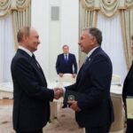 Witkoff Meets Putin as Trump’s Ukraine War Deadline Looms | USNN World News Witkoff Meets Putin as Trump’s Ukraine War Deadline Looms