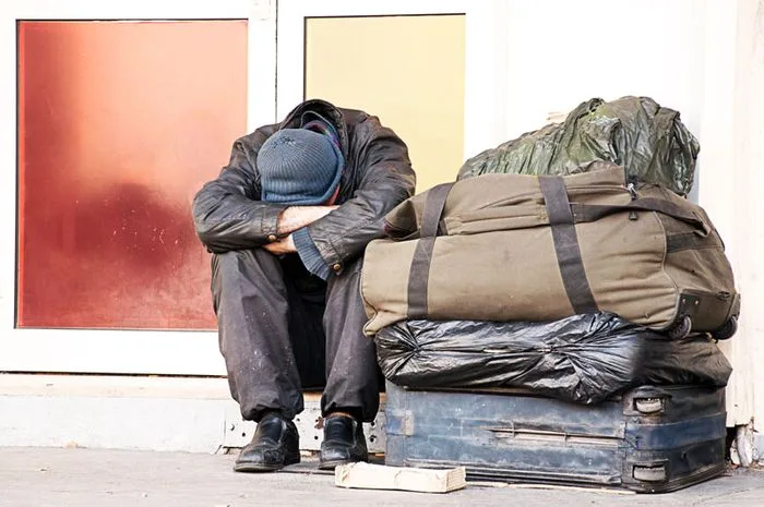 America’s Median Household Income Rises Slightly, Poverty Rate Declines