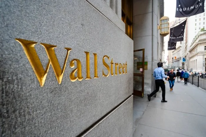 Trump Proposes Ending Quarterly Earnings Reports, Switching to Semiannual