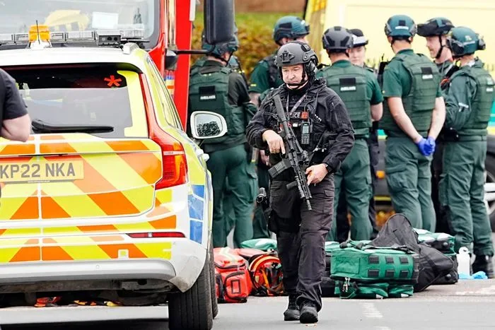 2 Killed in UK Synagogue Terrorist Attack, Suspect Shot by Police