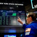 Dual Stock and Gold Boom Reveal Divided Economic Outlook