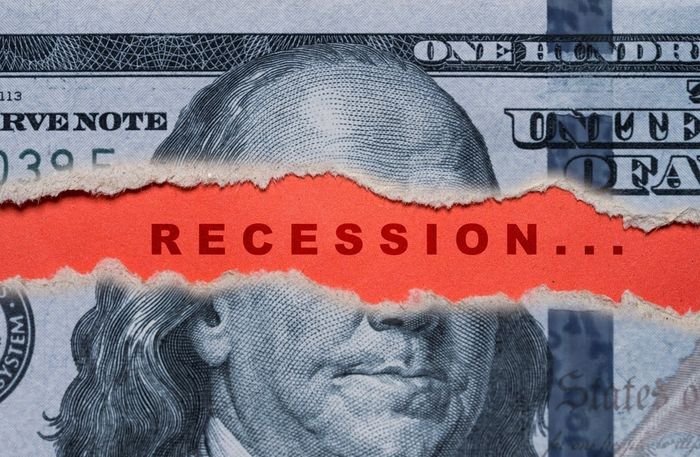 Moody’s Says 22 States Are Already in Recession Despite Strong Overall GDP