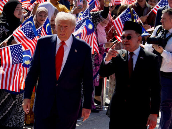 Trump Oversees Thailand, Cambodia Peace Deal