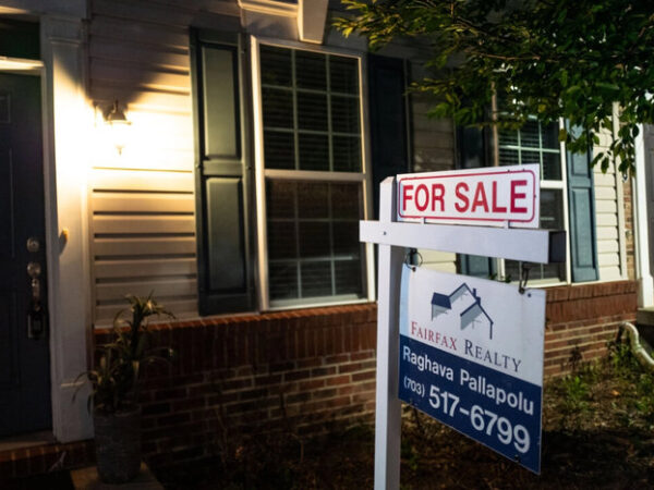 US Homeowners Rush to Refinance as Interest Rates Continue Falling: MBA