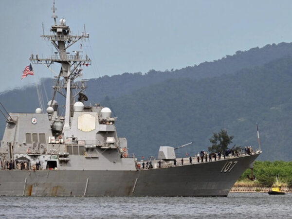 US Warship Arrives in Trinidad and Tobago Amid Heightened Tensions With Venezuela | USNN World News US Warship Arrives in Trinidad and Tobago Amid Heightened Tensions With Venezuela
