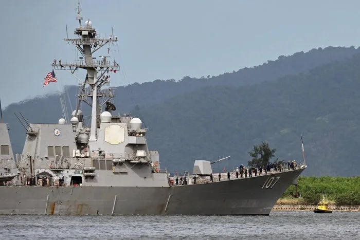 US Warship Arrives in Trinidad and Tobago Amid Heightened Tensions With Venezuela | USNN World News US Warship Arrives in Trinidad and Tobago Amid Heightened Tensions With Venezuela