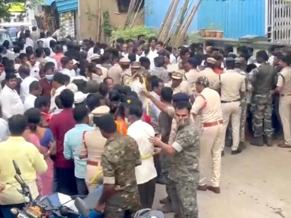 9 Dead, Dozens Injured in Crowd Surge at Hindu Temple in Southern India