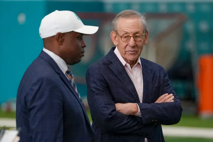 Dolphins ‘Mutually Part Ways’ With GM Amid 2-7 Start