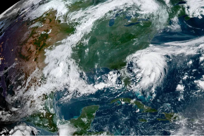Hurricane Season Ends With No US Landfalls for First Time in 10 Years