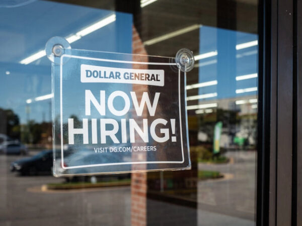 US Private Sector Adds 42,000 New Jobs in October: ADP