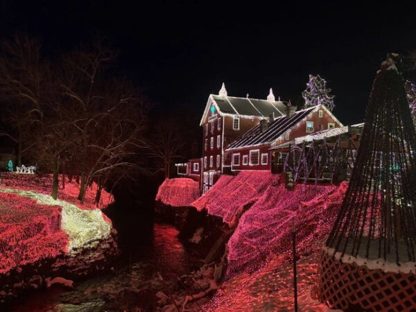 5 Million Christmas Lights Illuminate 19th Century Ohio Grist Mill