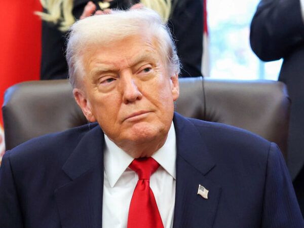 Trump Warns ‘Biggest Threat’ to US Would Be Supreme Court Overruling Tariffs