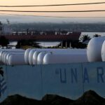 Trump Orders New Tariffs on Any Nations Selling Oil to Cuba | USNN World News Trump Orders New Tariffs on Any Nations Selling Oil to Cuba