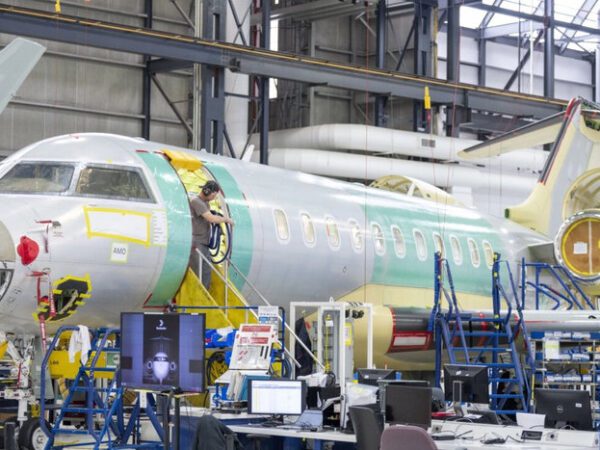 Trump Threatens 50 Percent Tariffs, Decertification of Canadian Aircraft Over Canada Not Certifying Gulfstream Models