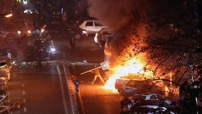 US Embassy Warns American Citizens Still in Iran to Leave ‘Now’