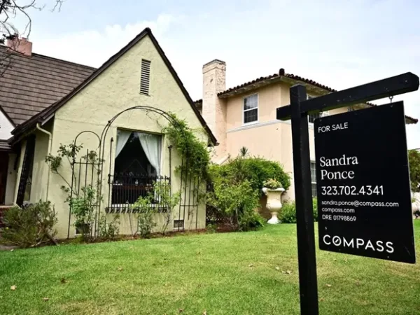 As Mortgage Rates Decline, Homebuyers Gain $30,000 in Purchasing Power