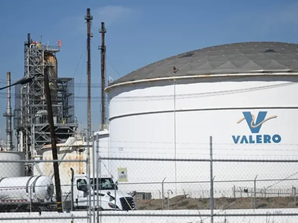 California Refinery Closures Spell Trouble for Fuel Prices, Supply: Experts