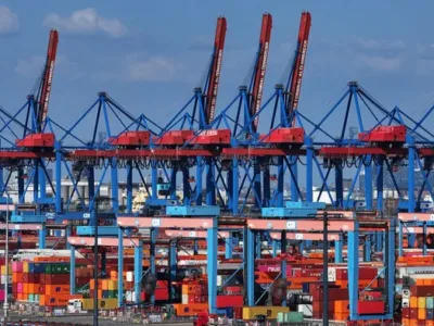 EU Urges US to Honor Terms of Trade Deal After Supreme Court Ruling