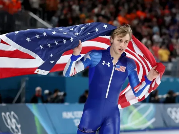 Stolz Scorches Speed Skating Track for Olympic Record, 2nd Gold in Italy