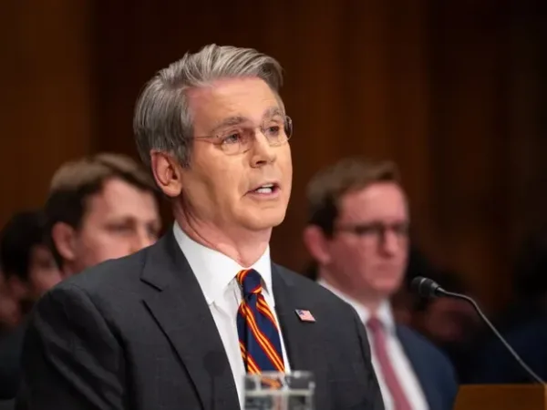 Treasury Secretary Says Fed Will Likely Take Its Time to Reduce Balance Sheet